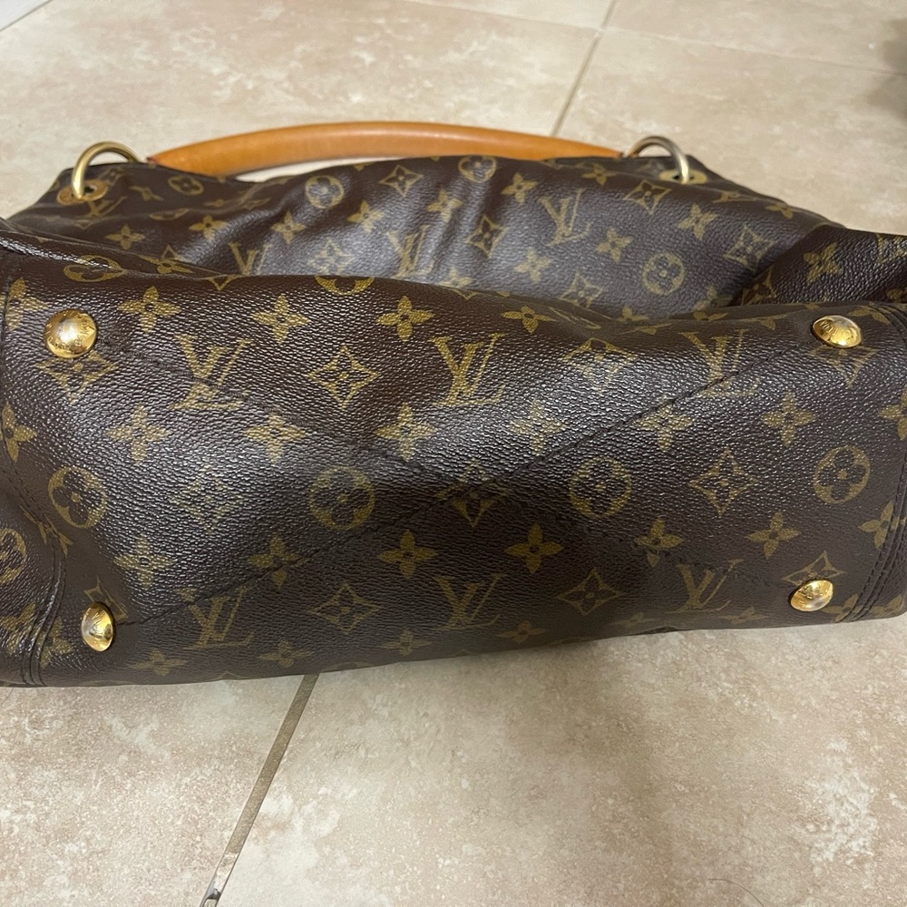Louis Vuitton Artsy MM hand bag - Picture 2 of 4
